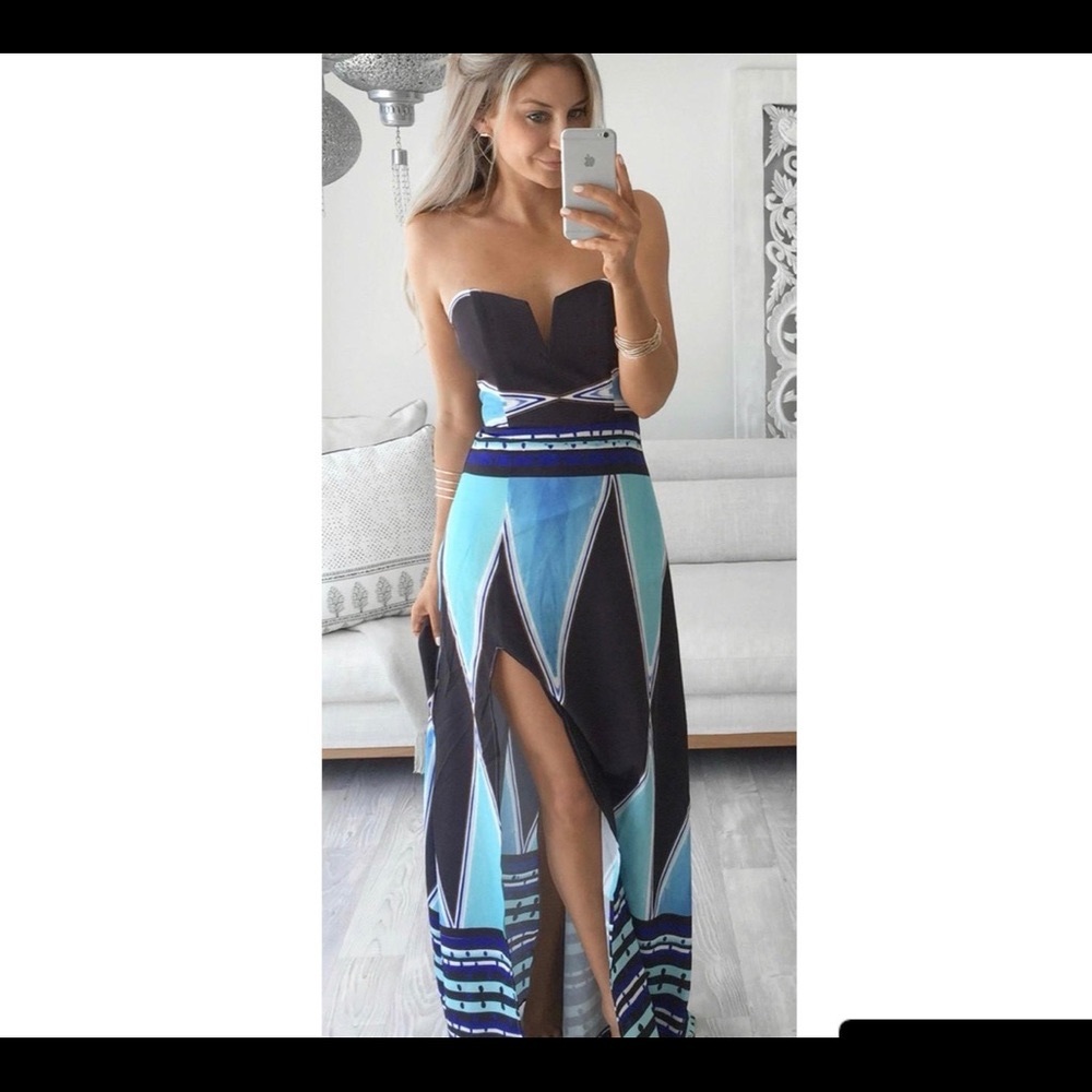 Miss Holly Size XS strapless dress